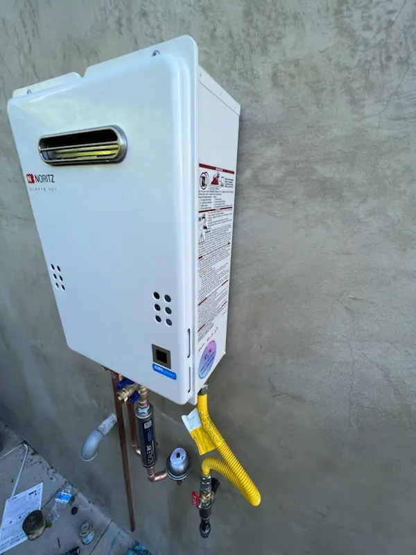Tankless water heater installation for De Soto homes